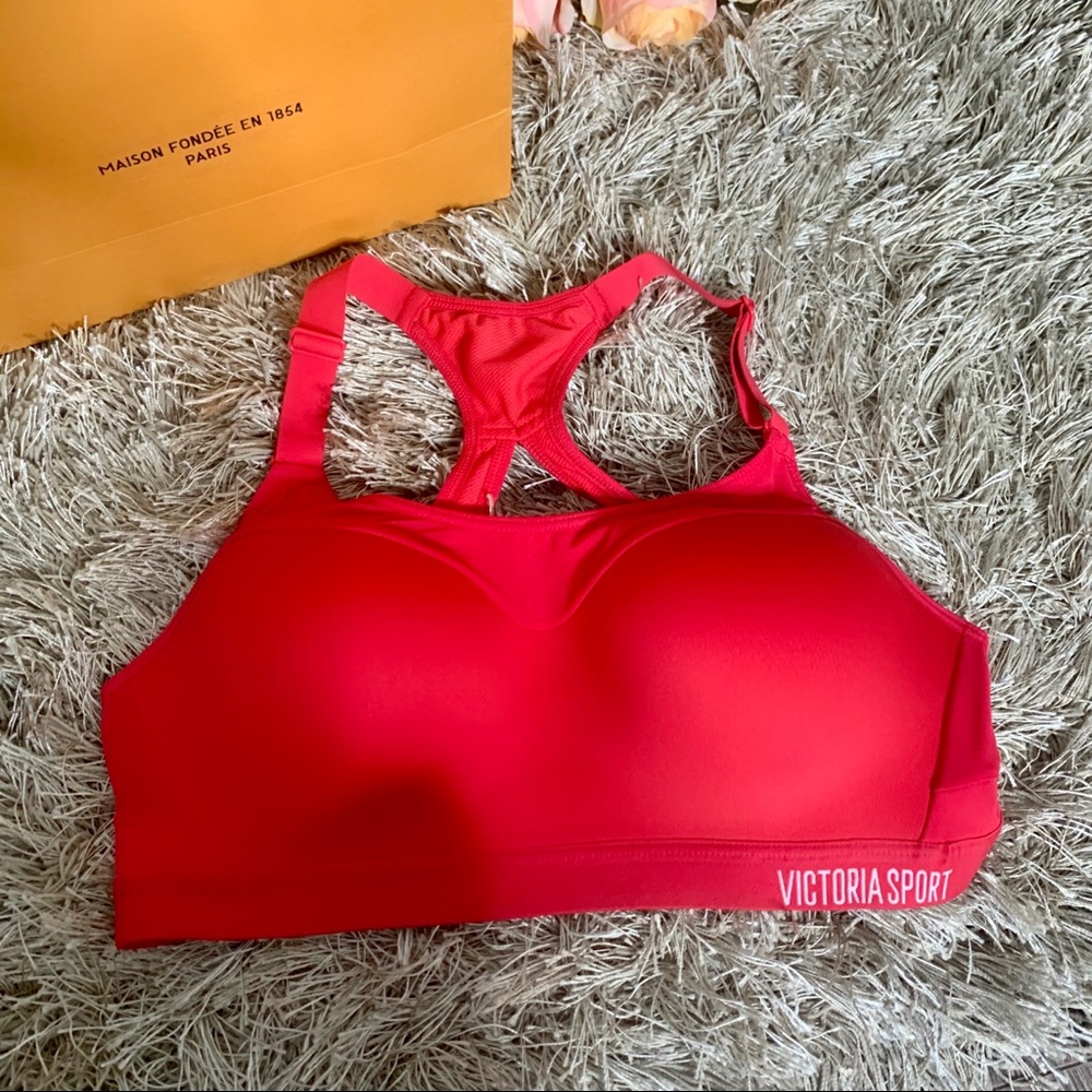 Victoria’s Secret Red Sports Bra 34 C